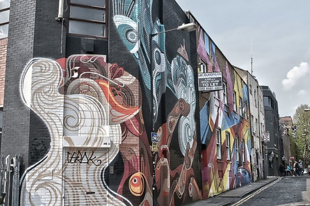 ロンドン・ショーディッチでのファッションスナップ撮影風景